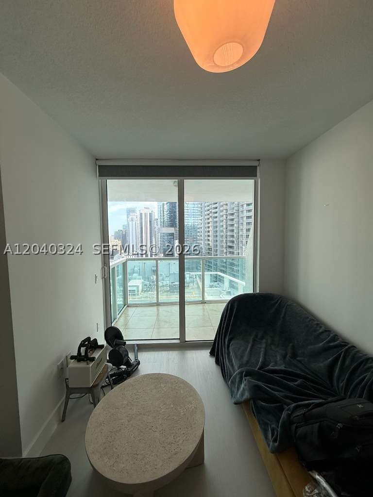 BRICKELL ON THE RIVER S T - Residential