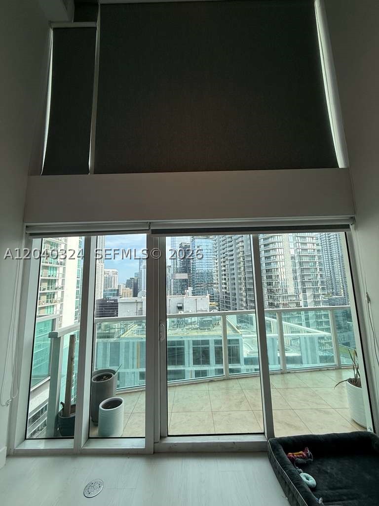 BRICKELL ON THE RIVER S T - Residential