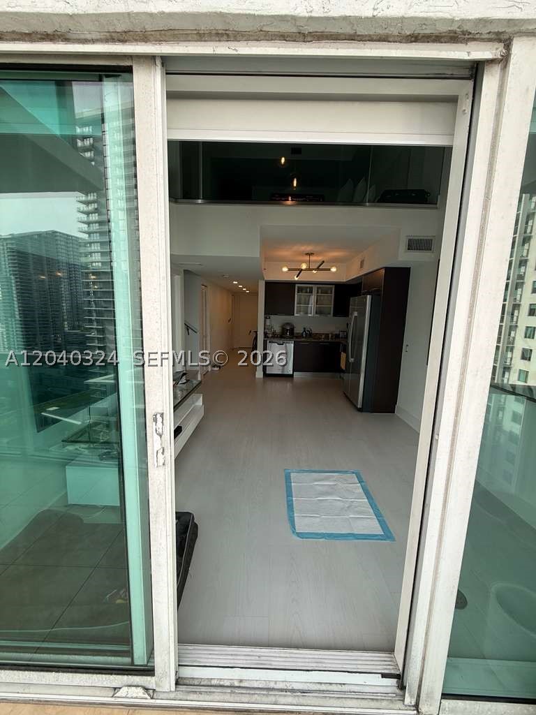BRICKELL ON THE RIVER S T - Residential