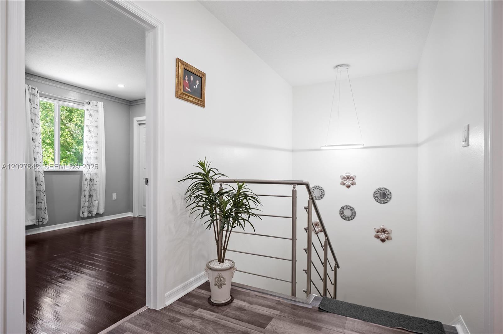 MONACO ESTATES AT KENDALL - Residential
