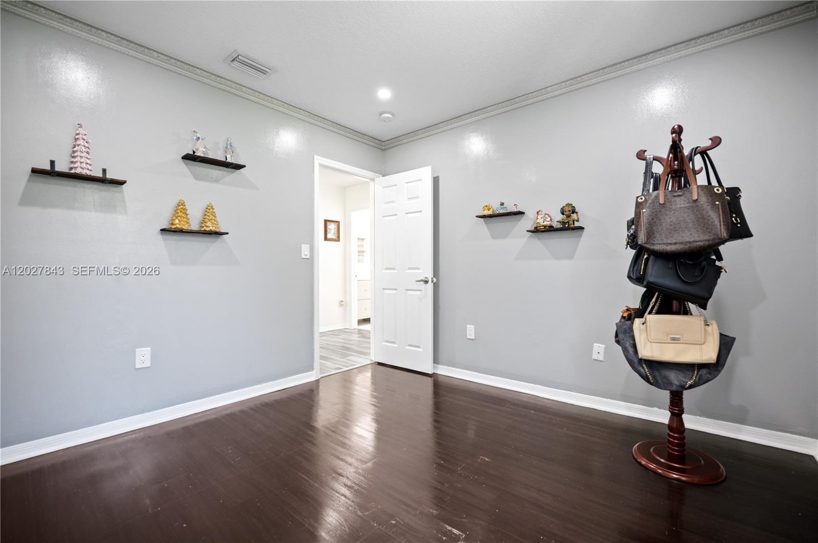 MONACO ESTATES AT KENDALL - Residential