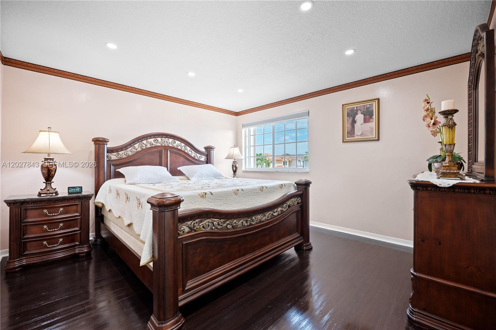 MONACO ESTATES AT KENDALL - Residential
