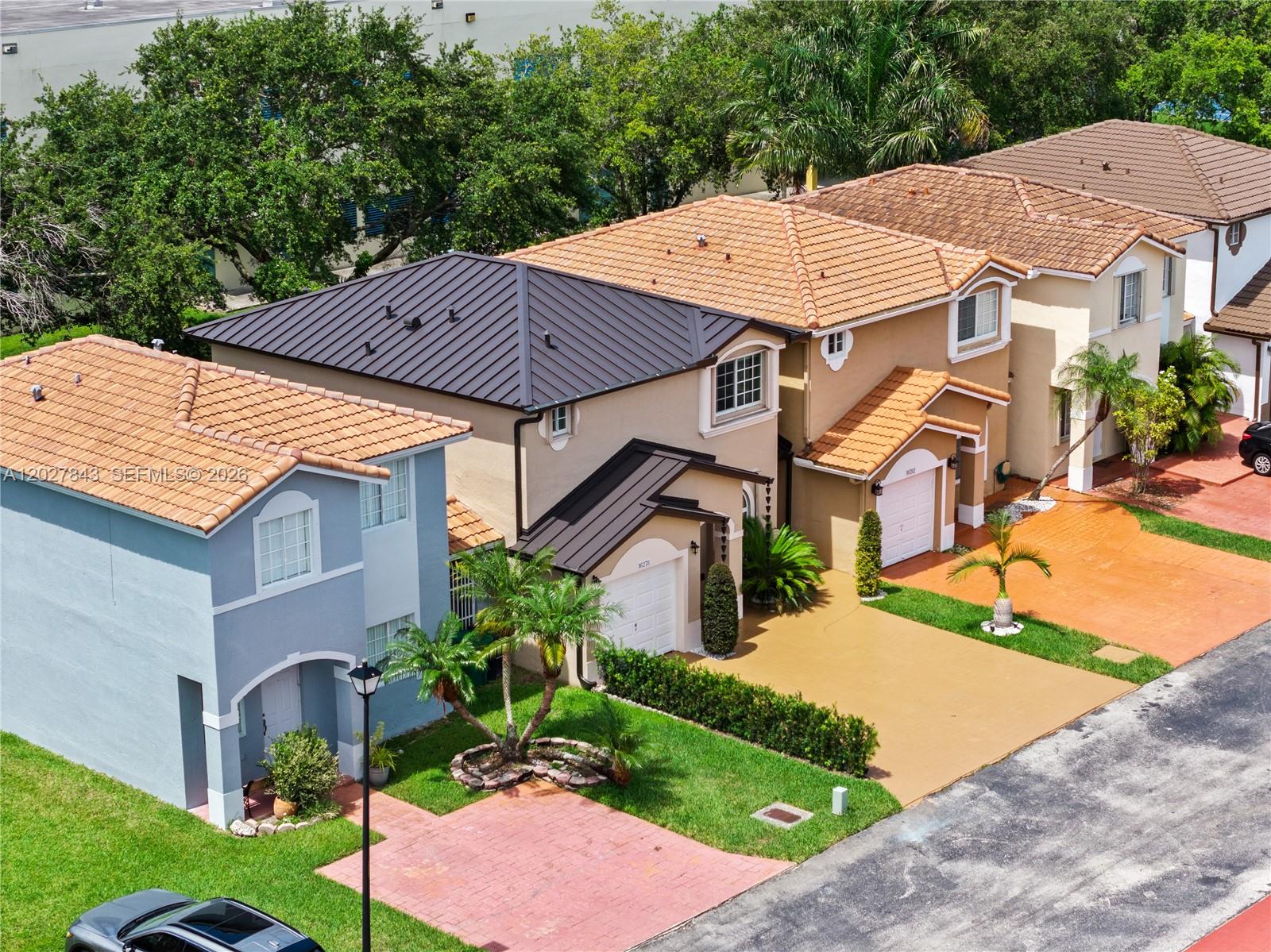 MONACO ESTATES AT KENDALL - Residential