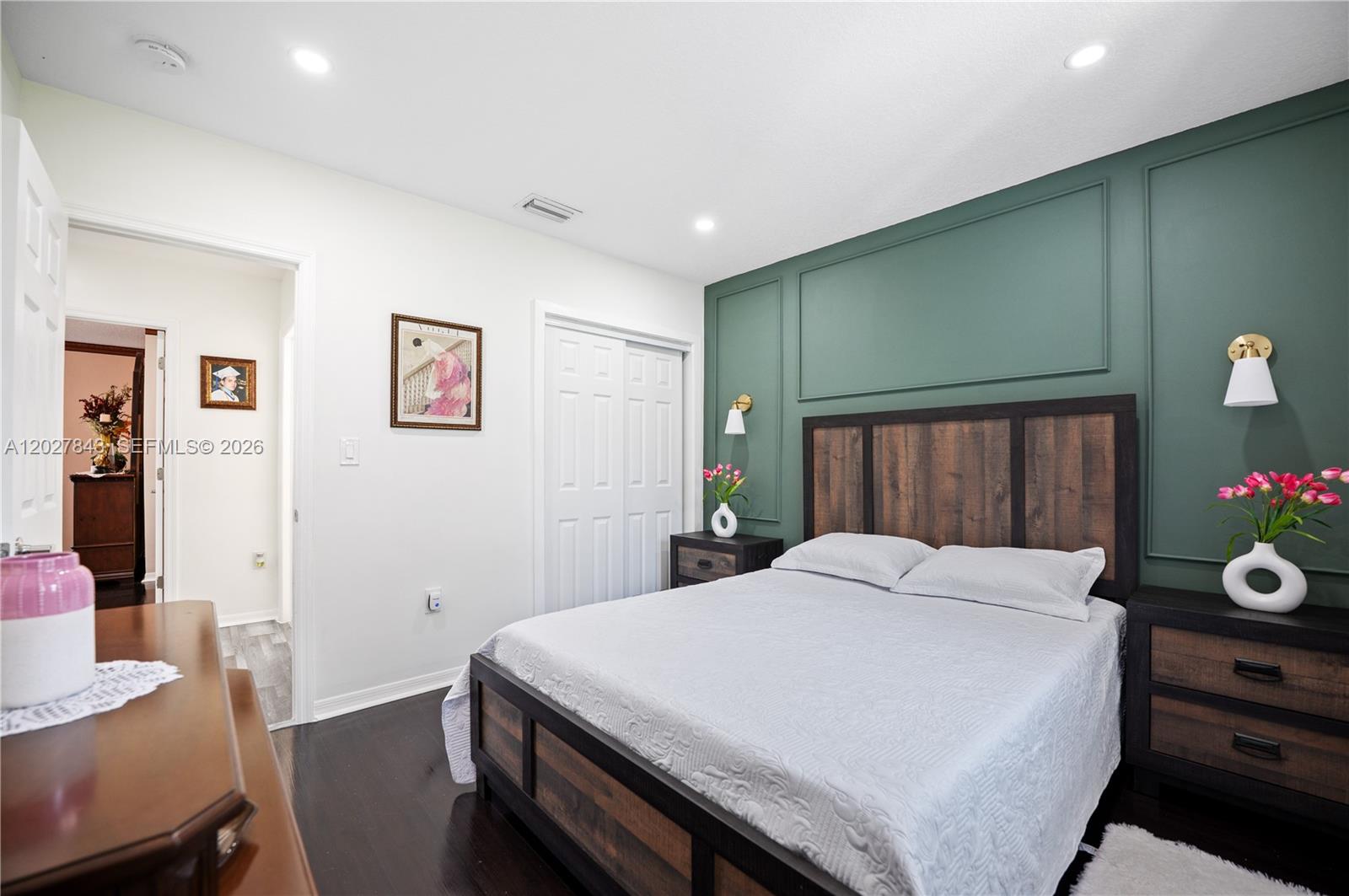 MONACO ESTATES AT KENDALL - Residential