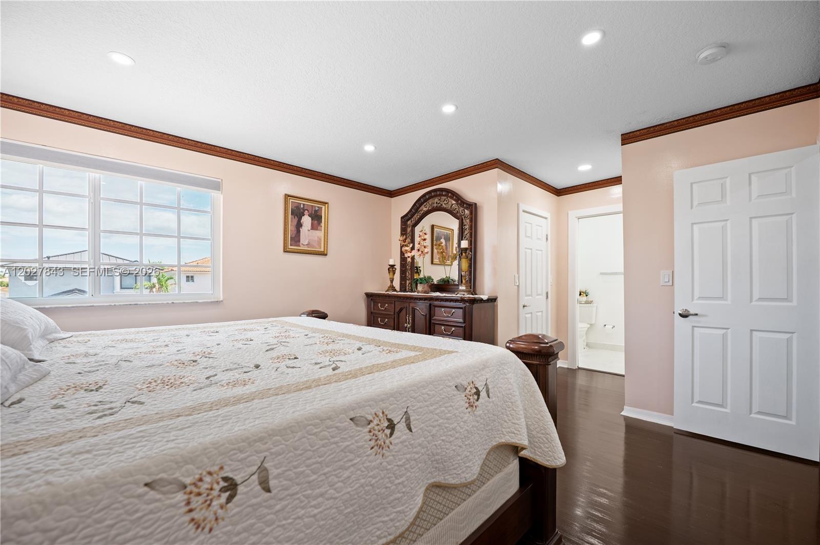 MONACO ESTATES AT KENDALL - Residential