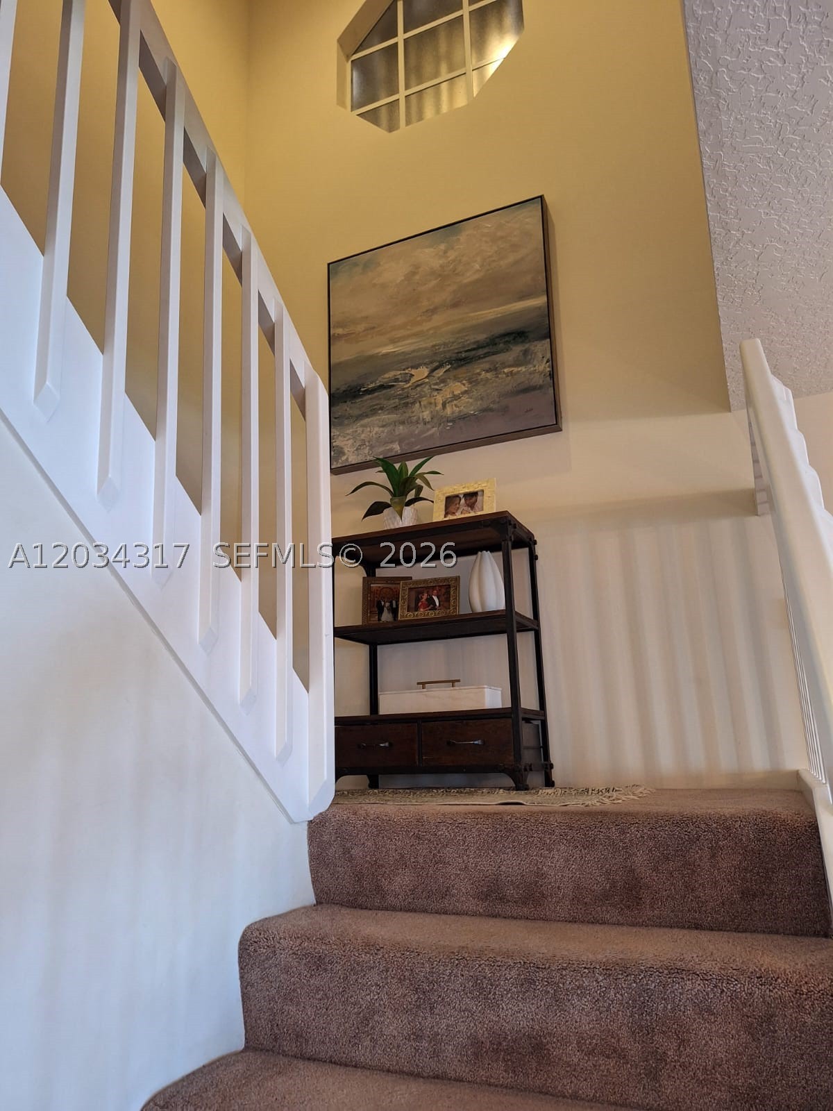 RIVERWALK 6 - Residential