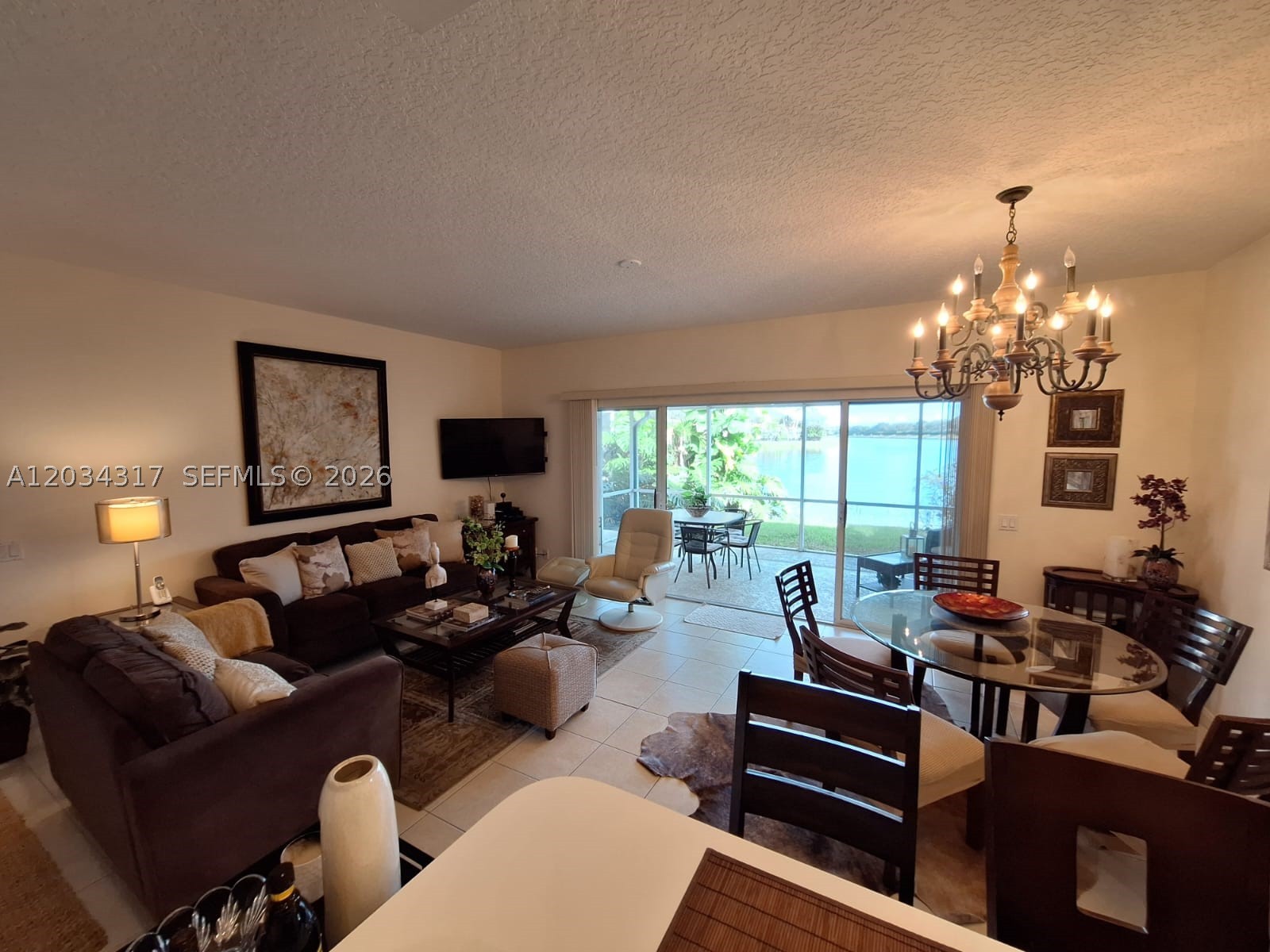 RIVERWALK 6 - Residential
