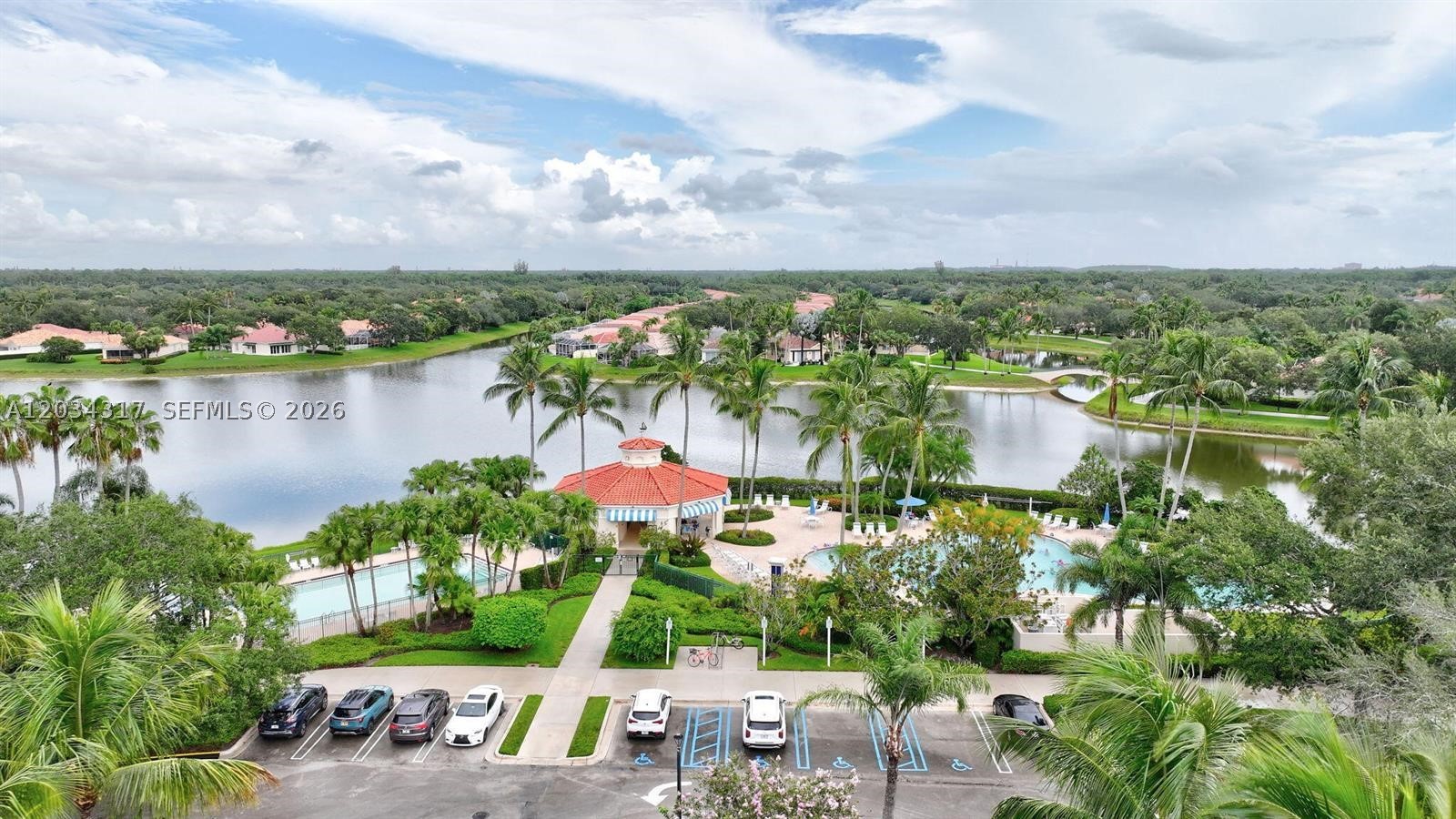RIVERWALK 6 - Residential