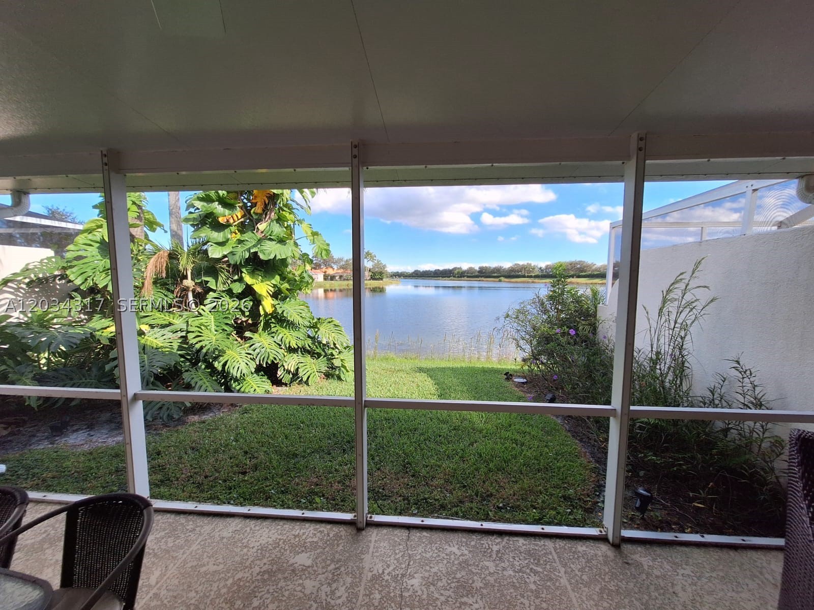 RIVERWALK 6 - Residential