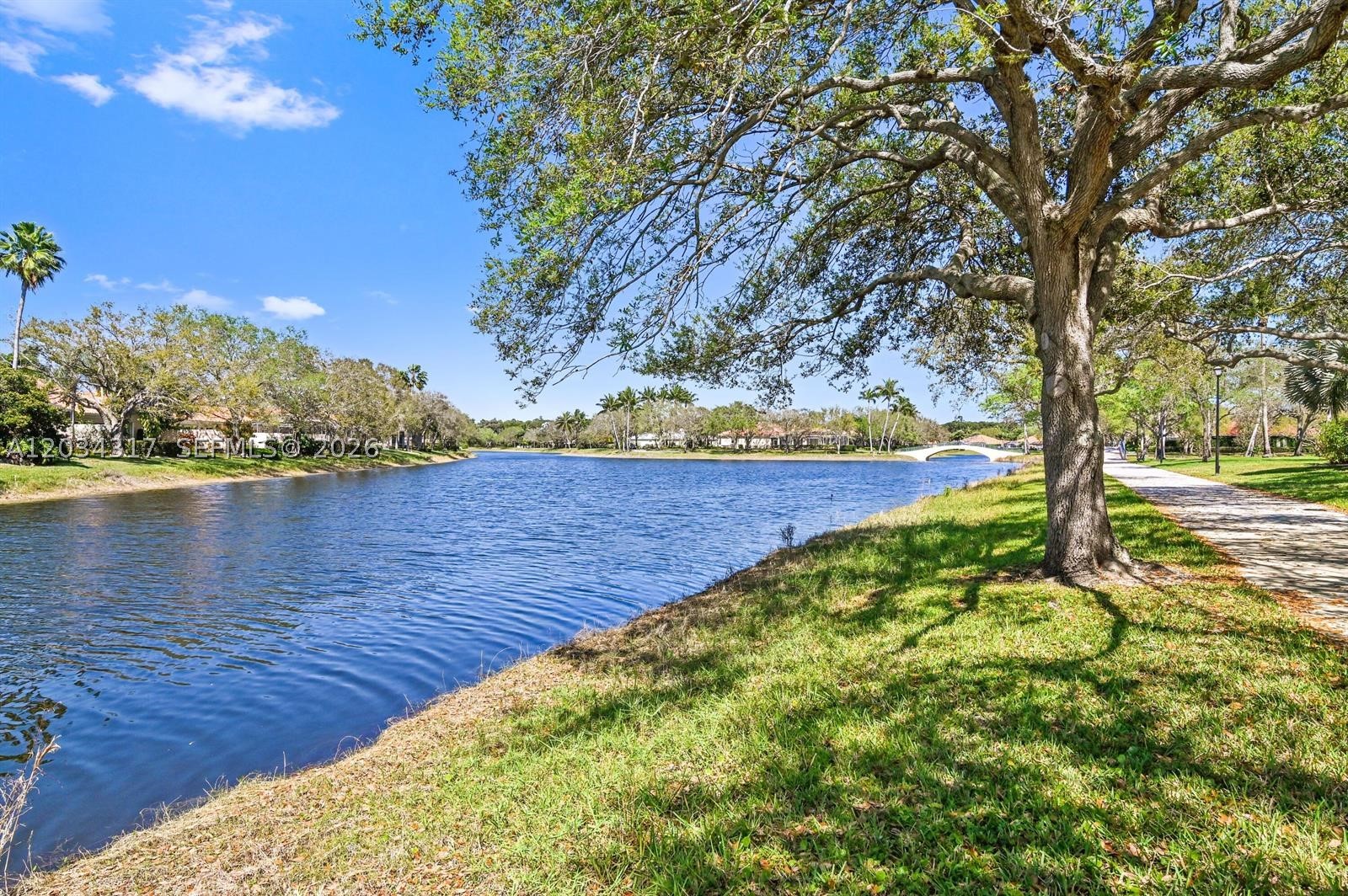 RIVERWALK 6 - Residential