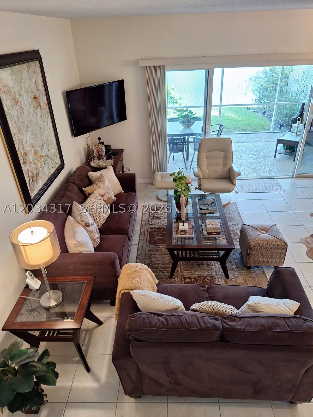 RIVERWALK 6 - Residential
