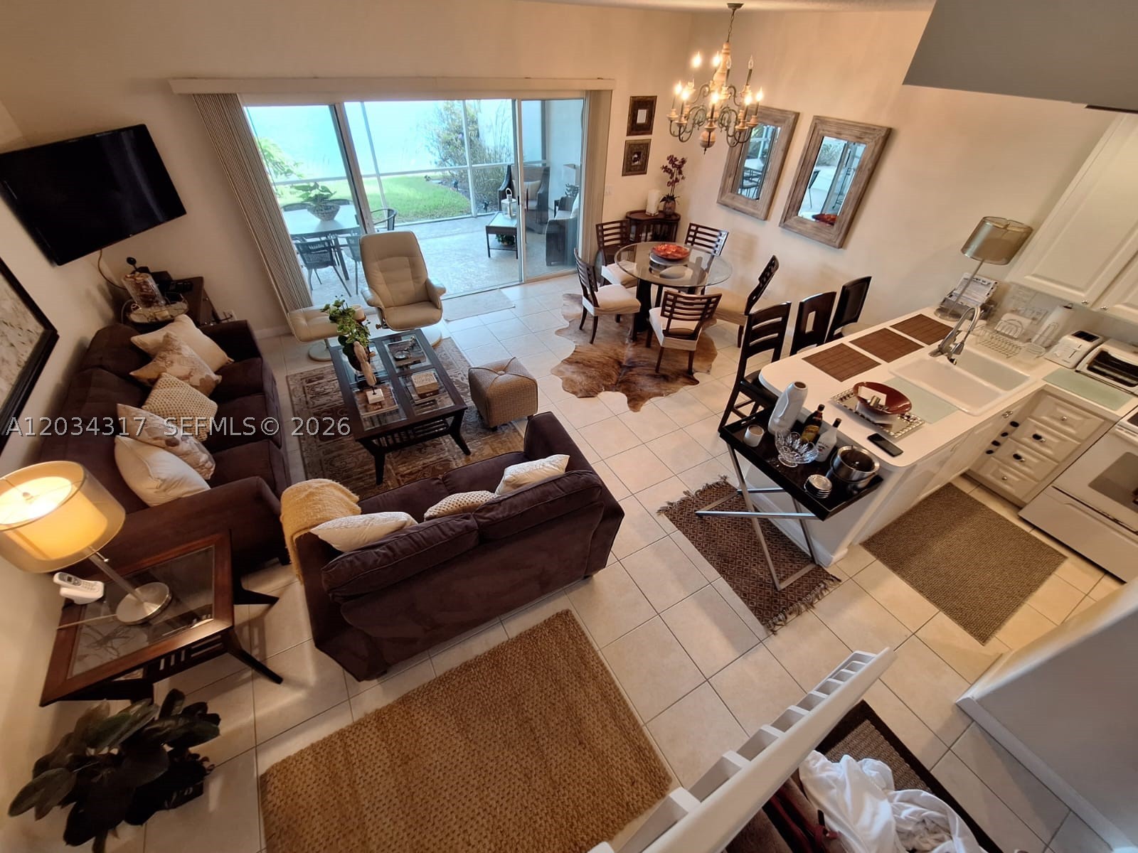 RIVERWALK 6 - Residential