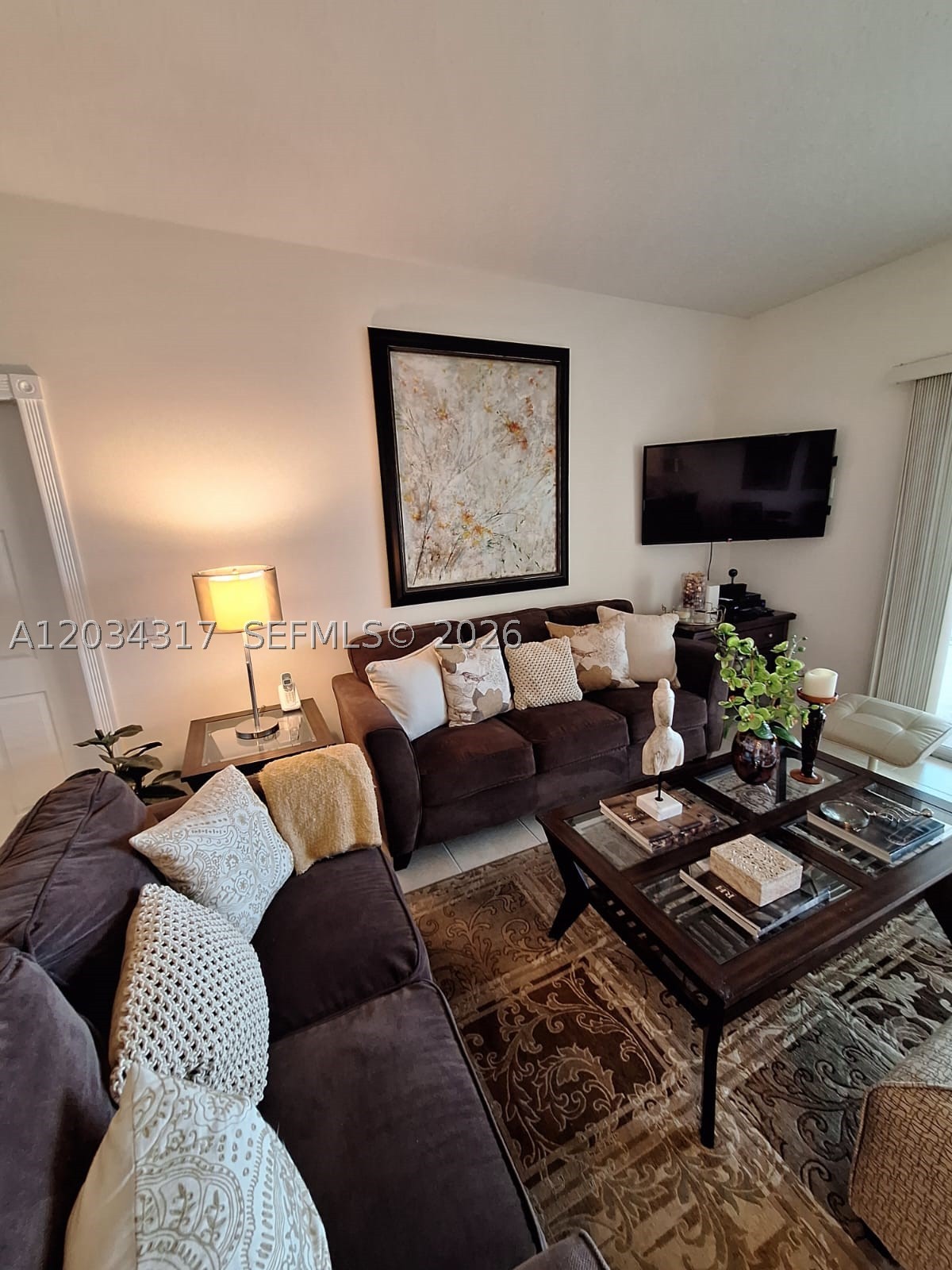 RIVERWALK 6 - Residential