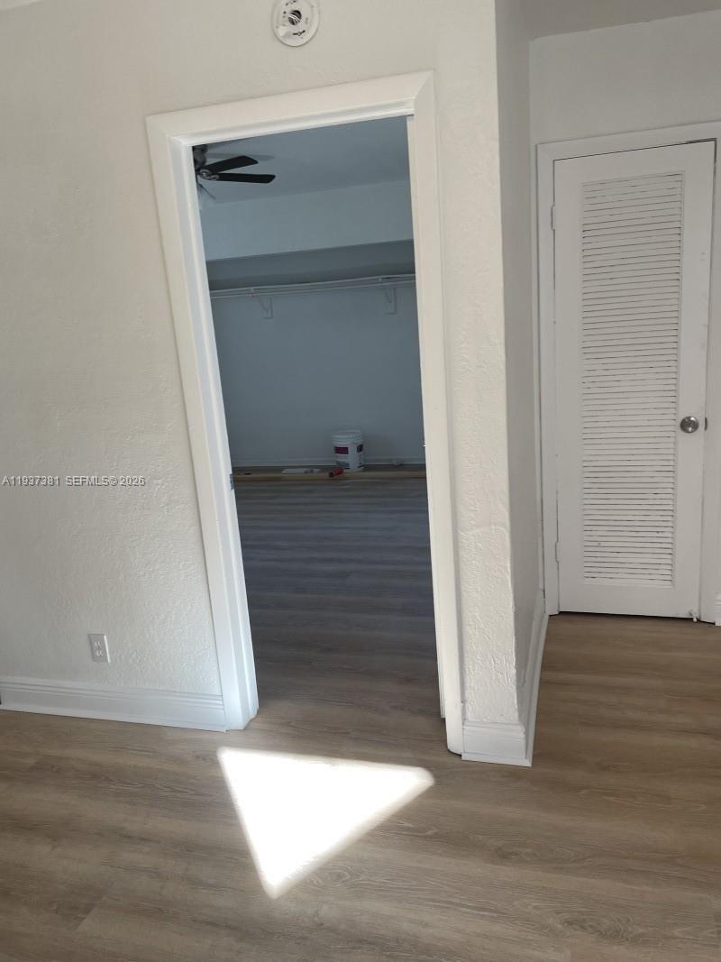 FT LAUDERDALE ESTATES 1ST - Residential Income