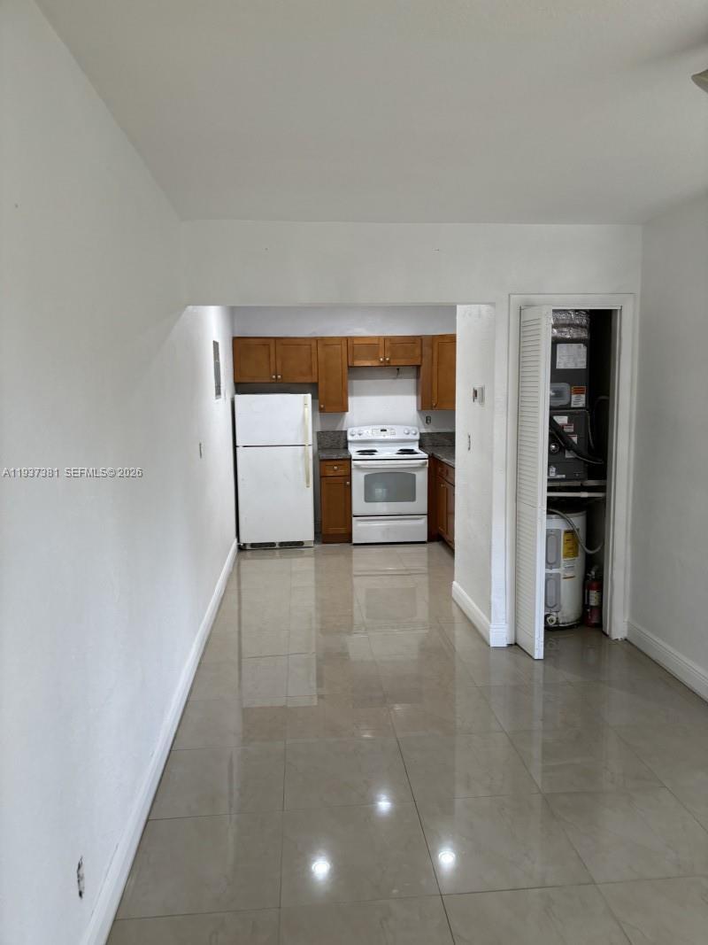 FT LAUDERDALE ESTATES 1ST - Residential Income