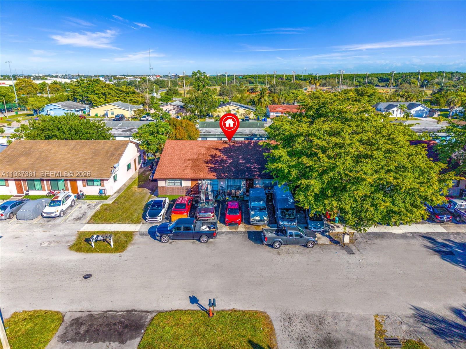 FT LAUDERDALE ESTATES 1ST - Residential Income