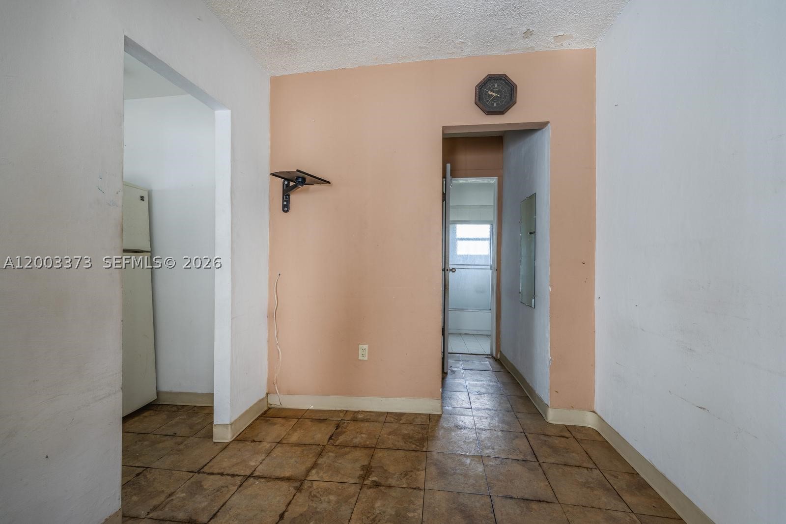 LAWRENCE ESTATE EAST ADDN - Residential Income