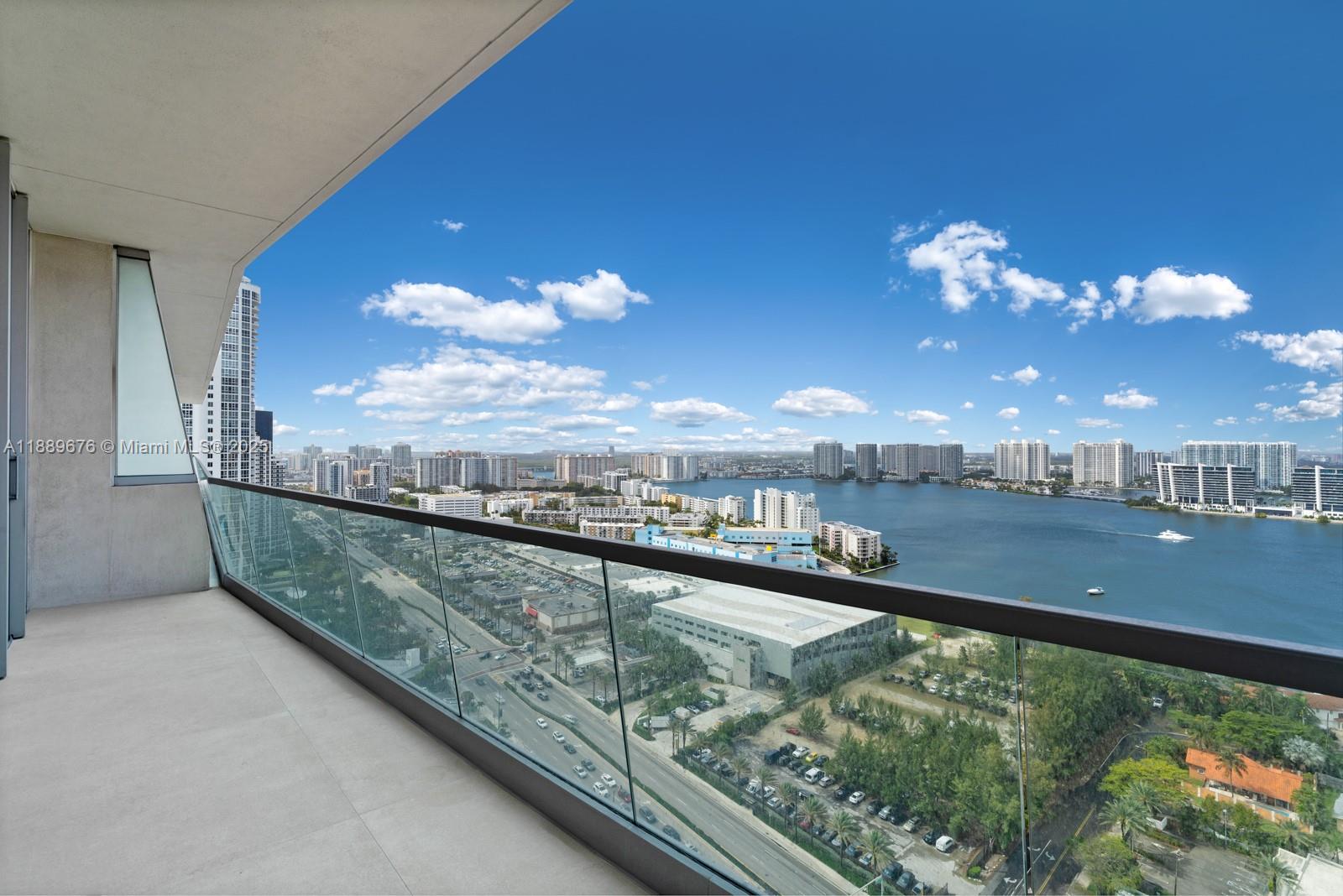 NORTH BISCAYNE BEACH AMEN - Residential