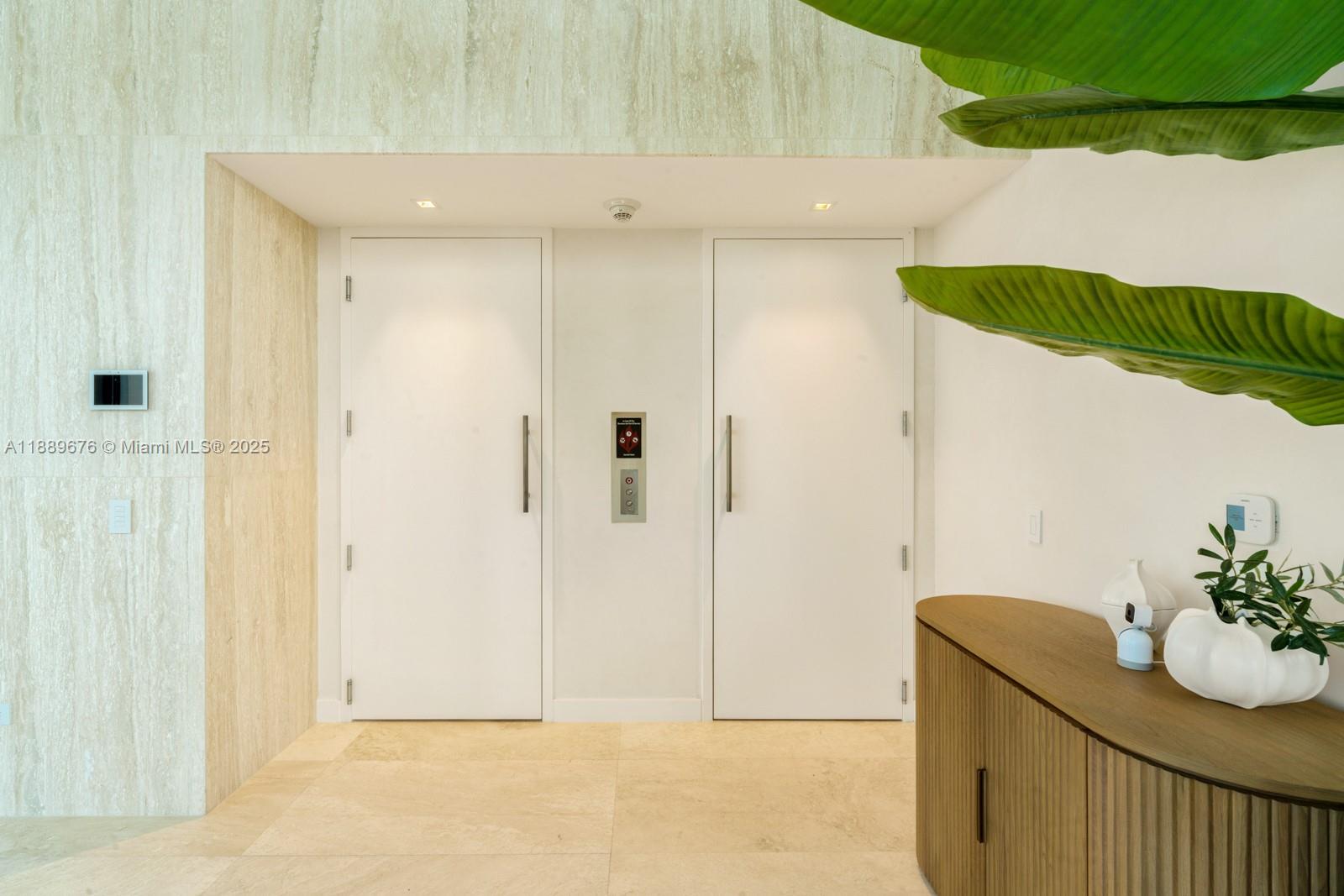 NORTH BISCAYNE BEACH AMEN - Residential