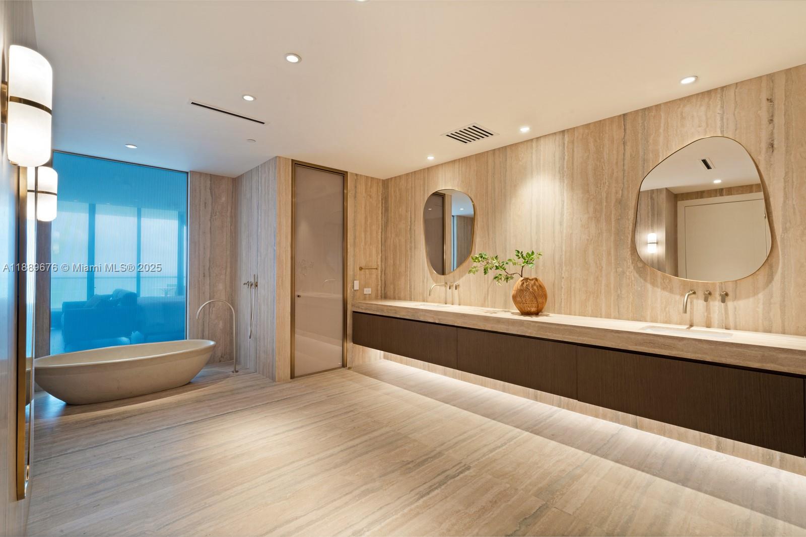 NORTH BISCAYNE BEACH AMEN - Residential