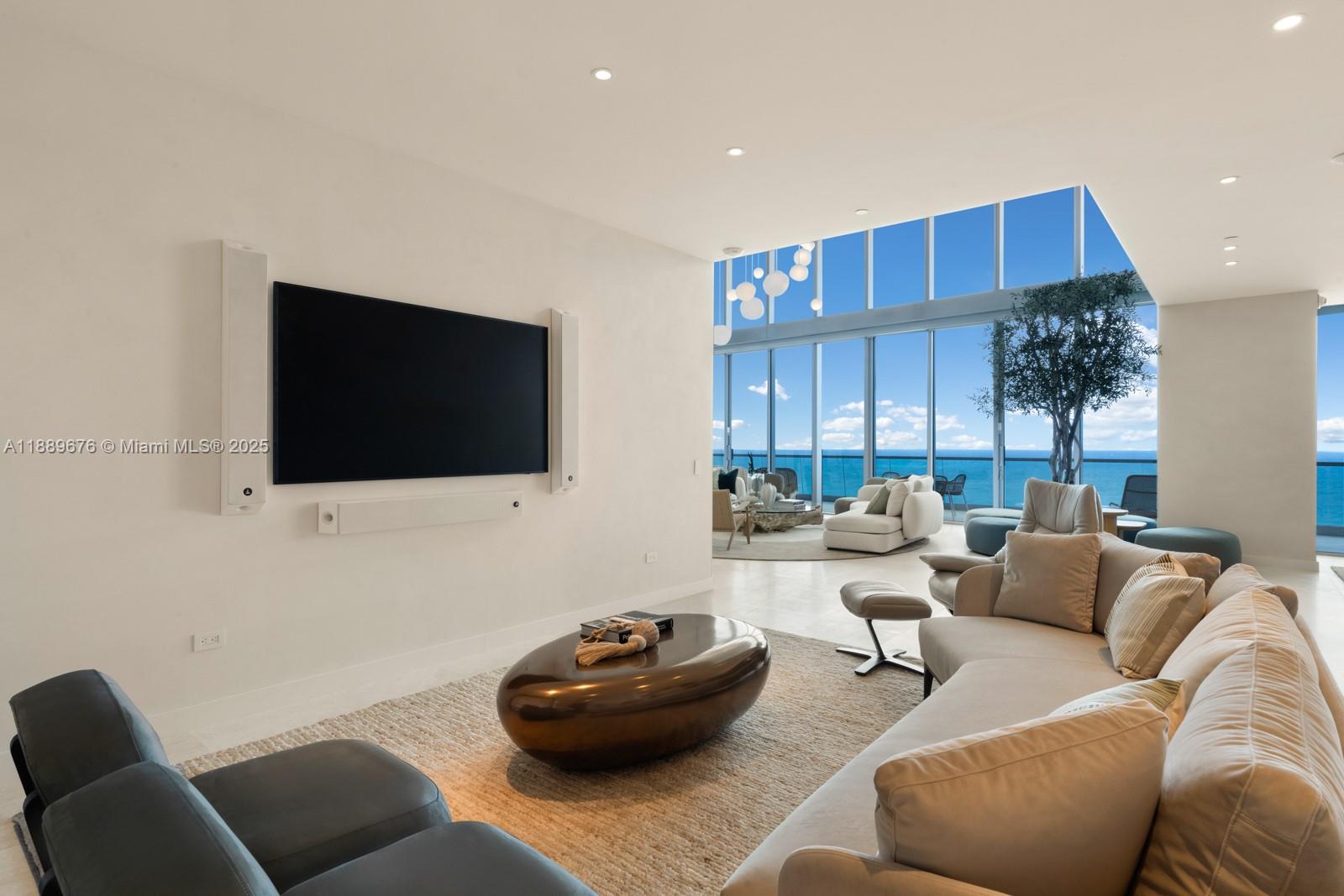 NORTH BISCAYNE BEACH AMEN - Residential
