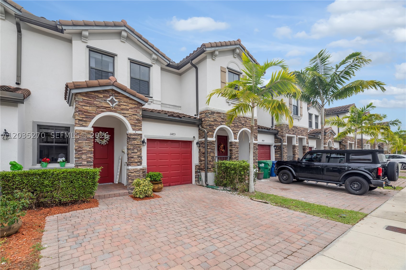 COCO PALM ESTATES - Residential