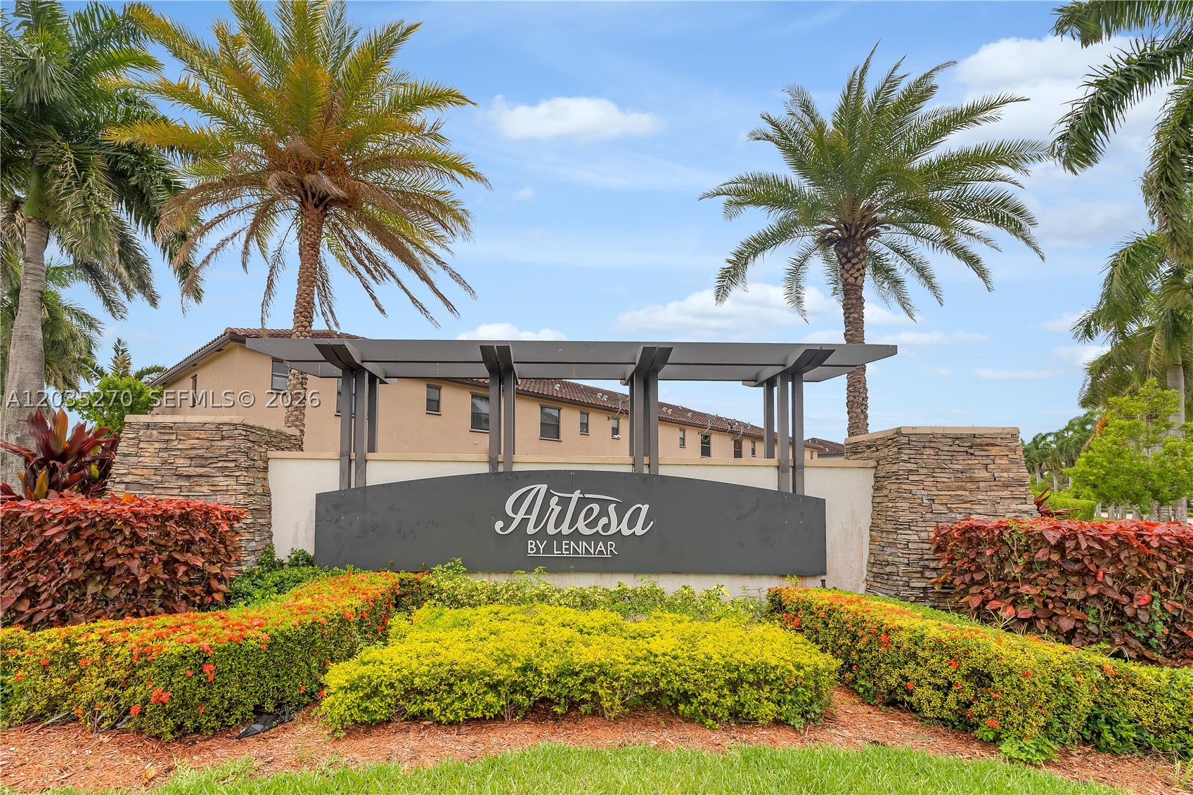 COCO PALM ESTATES - Residential