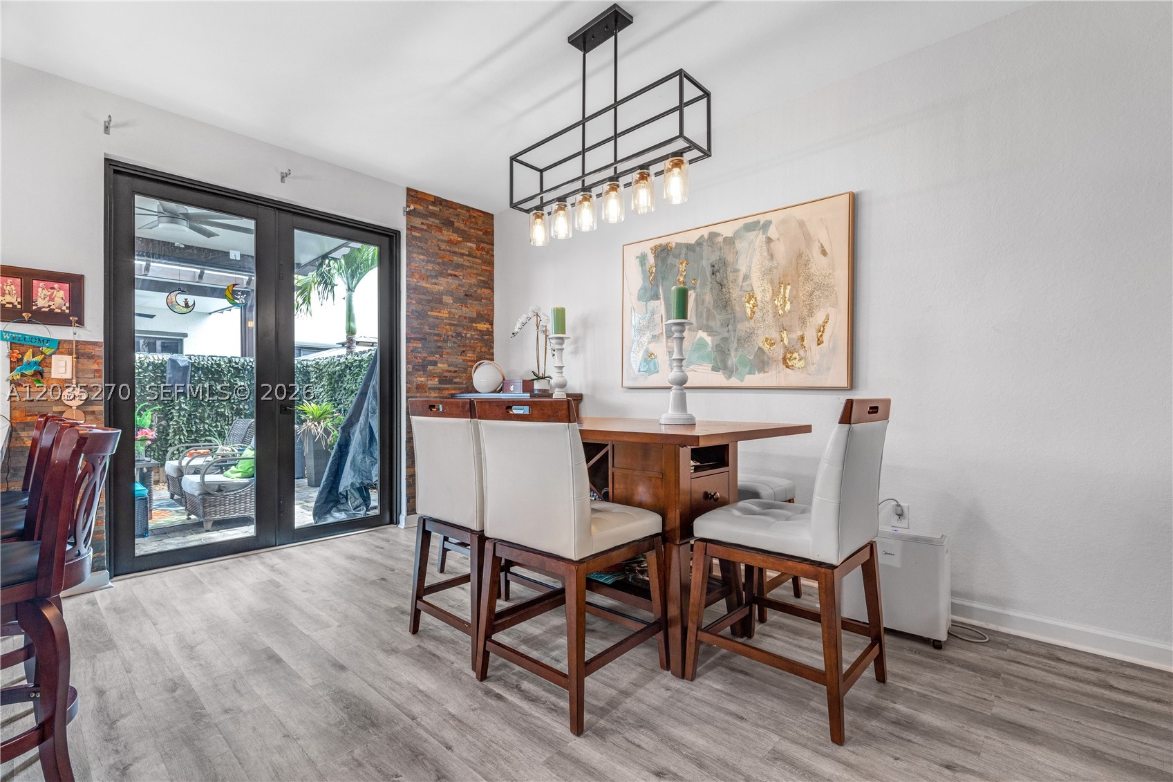 COCO PALM ESTATES - Residential