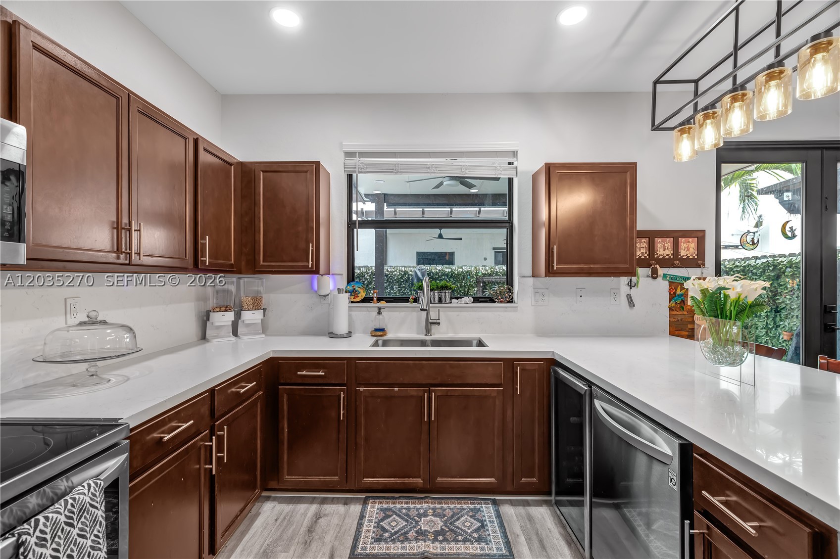 COCO PALM ESTATES - Residential