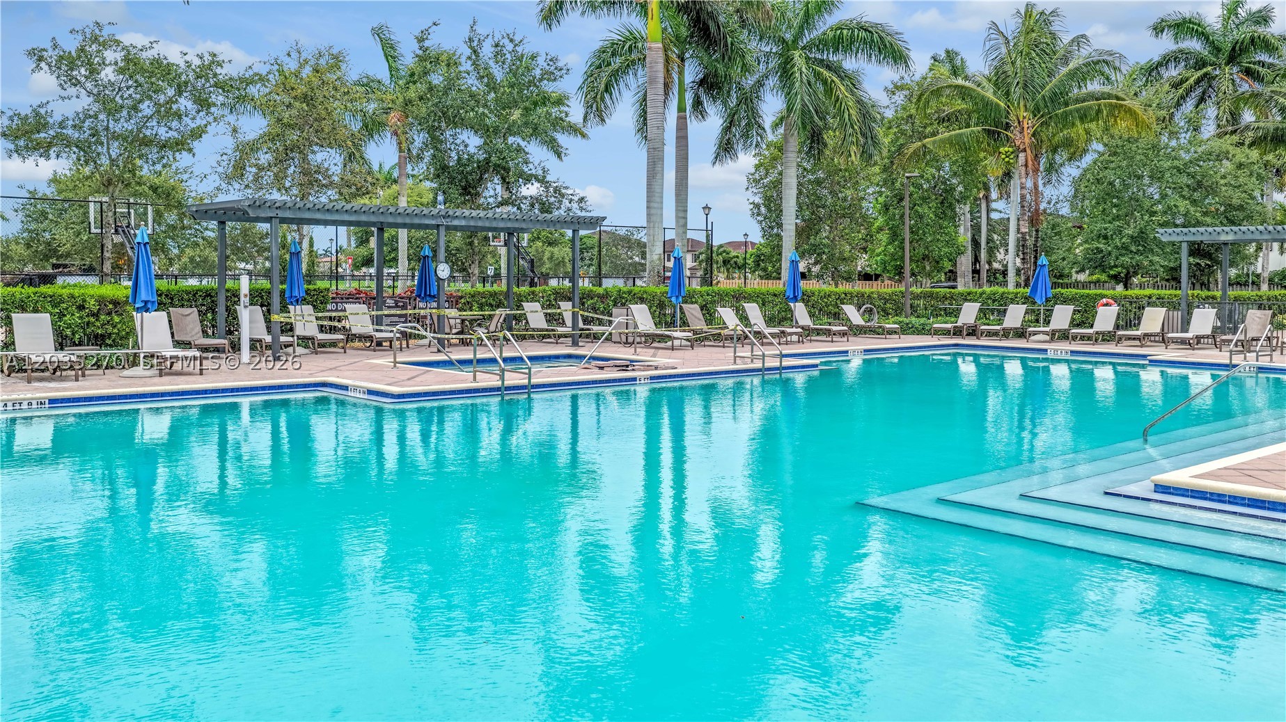 COCO PALM ESTATES - Residential