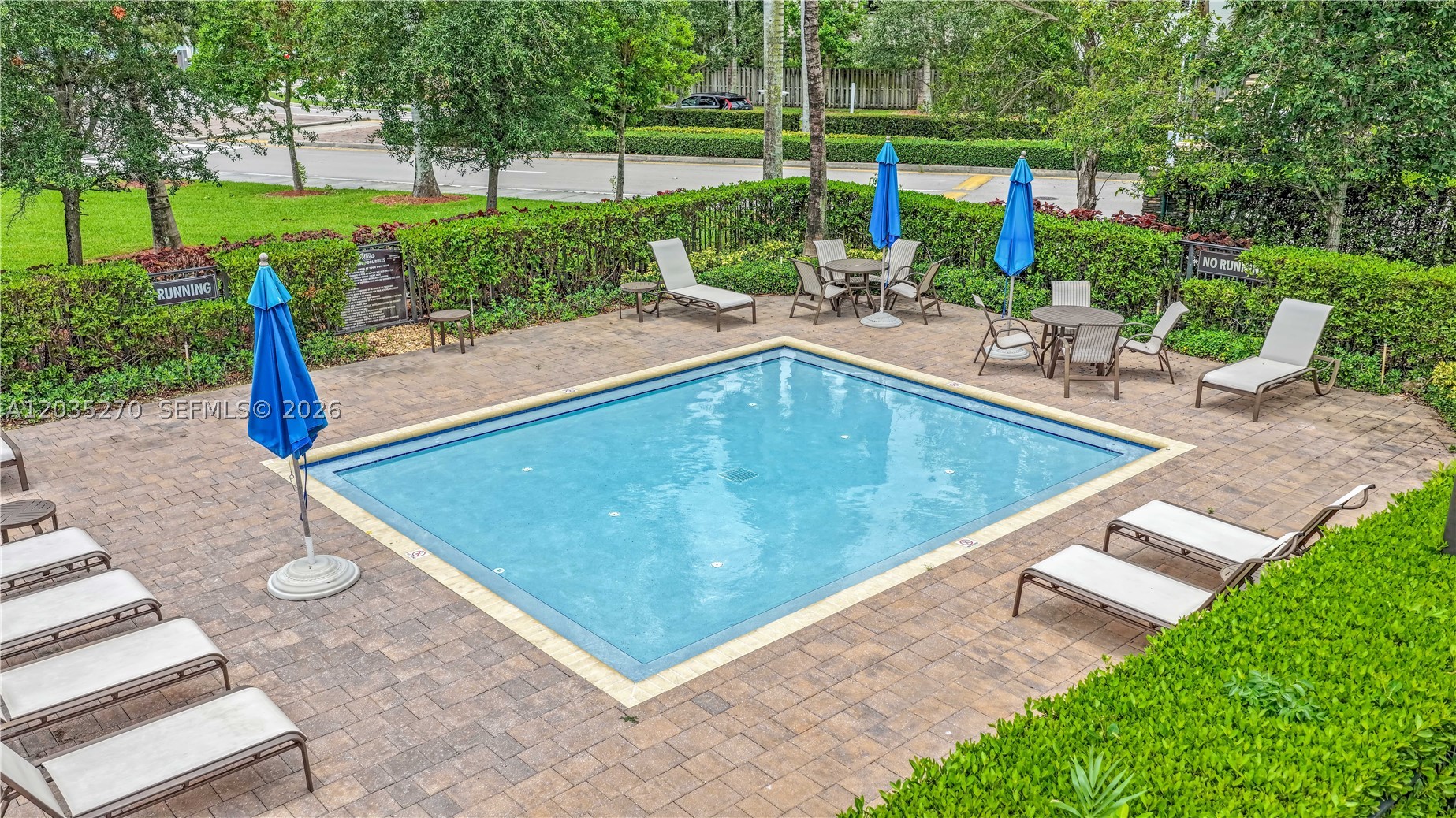 COCO PALM ESTATES - Residential
