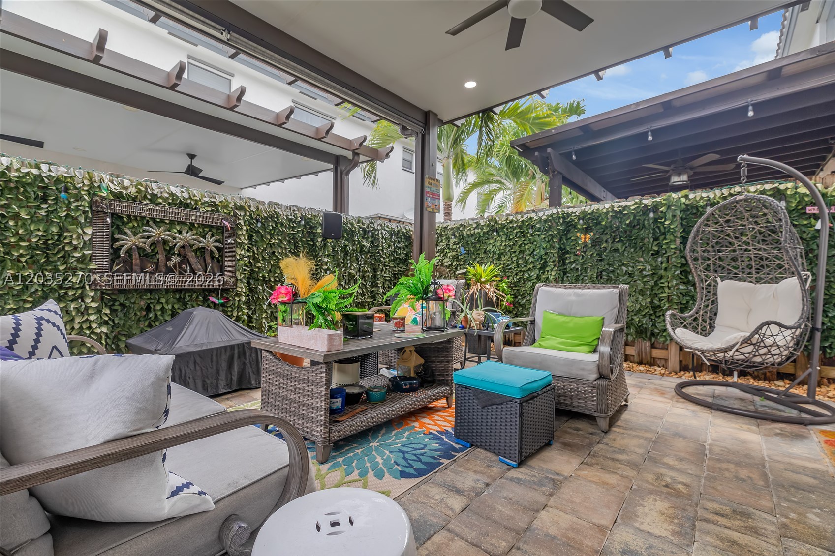 COCO PALM ESTATES - Residential