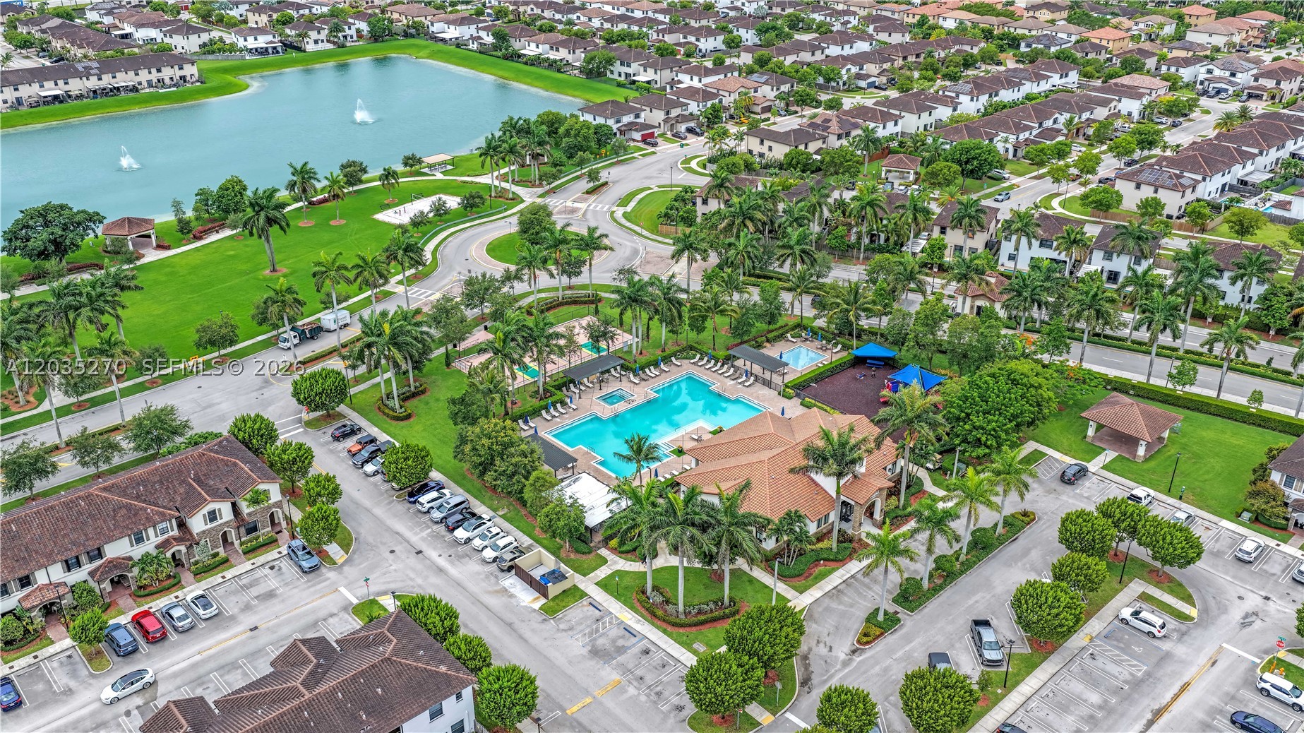 COCO PALM ESTATES - Residential