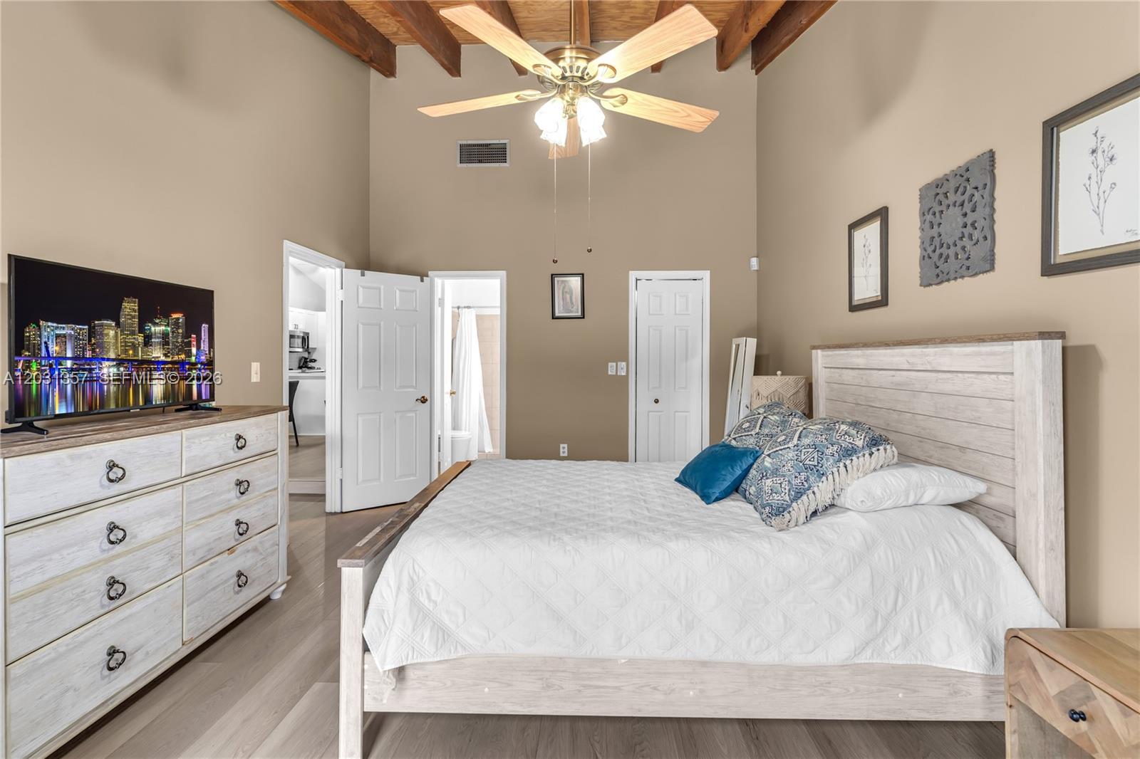 EVERGLADES SUGAR & LAND C - Residential