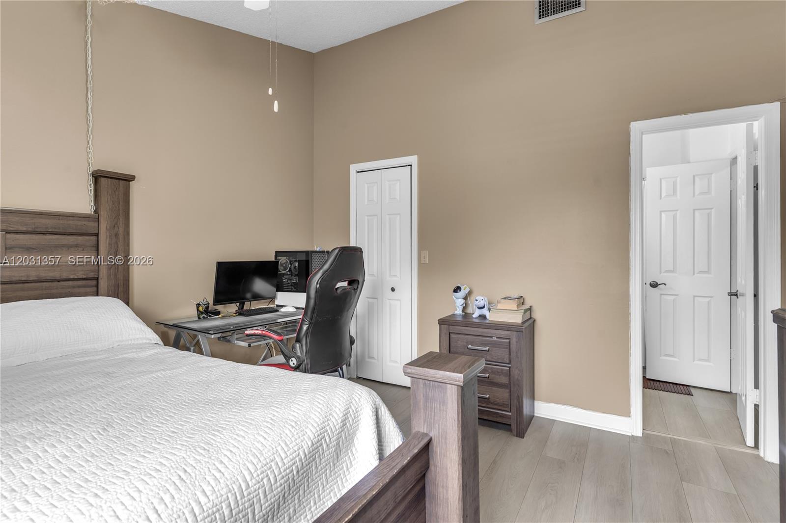 EVERGLADES SUGAR & LAND C - Residential