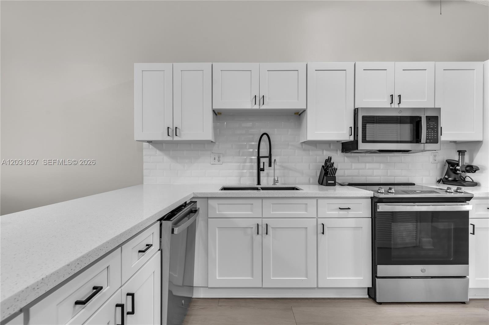 EVERGLADES SUGAR & LAND C - Residential