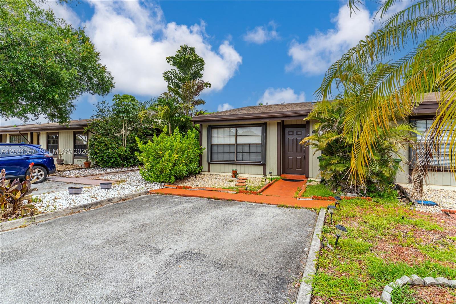 EVERGLADES SUGAR & LAND C - Residential