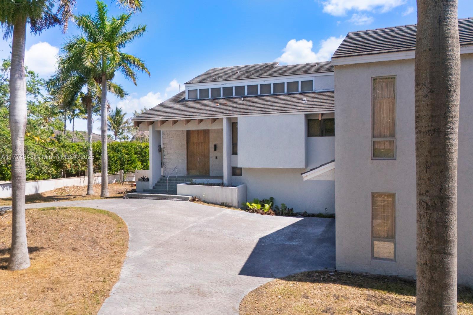 GABLES ESTATES NO 2 - Land