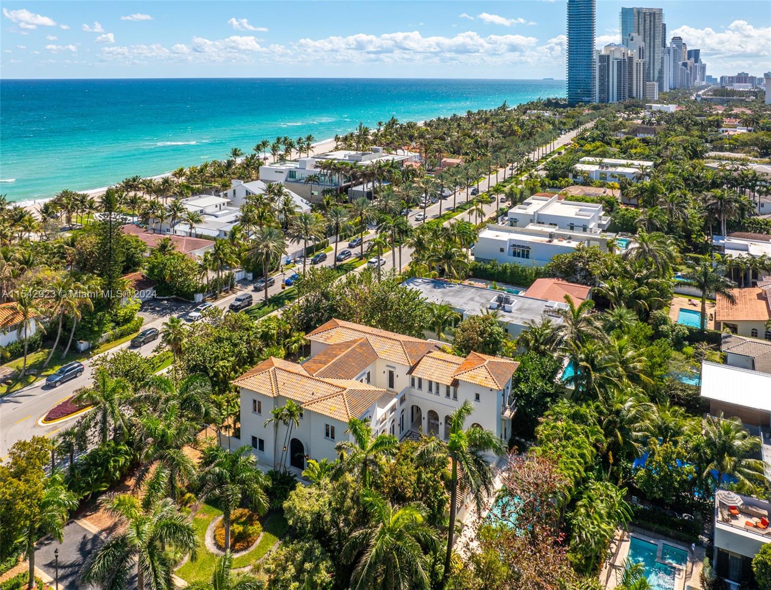 GOLDEN BEACH SEC C - Residential