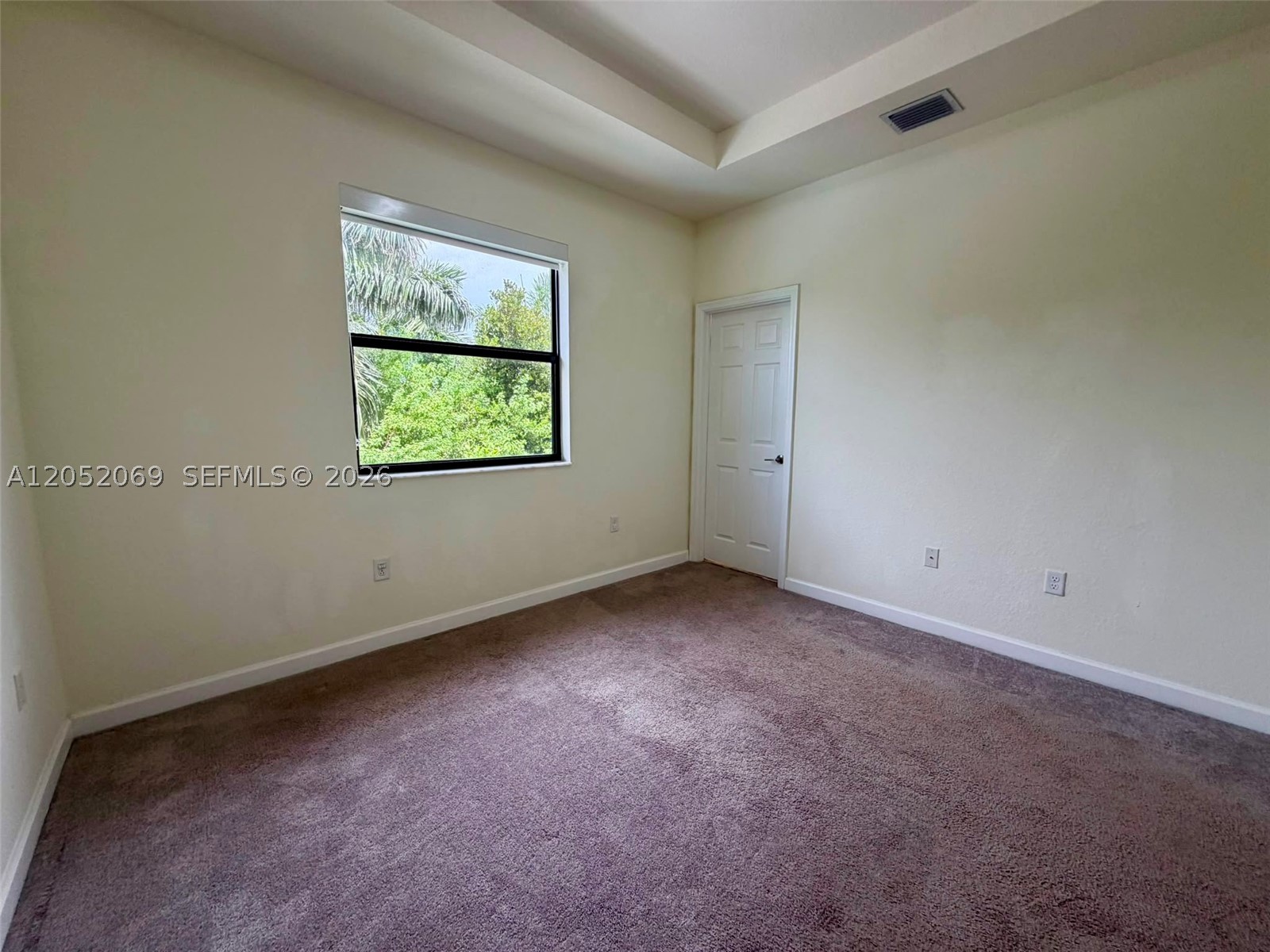AQUABELLA NORTH REPLAT - Residential Lease