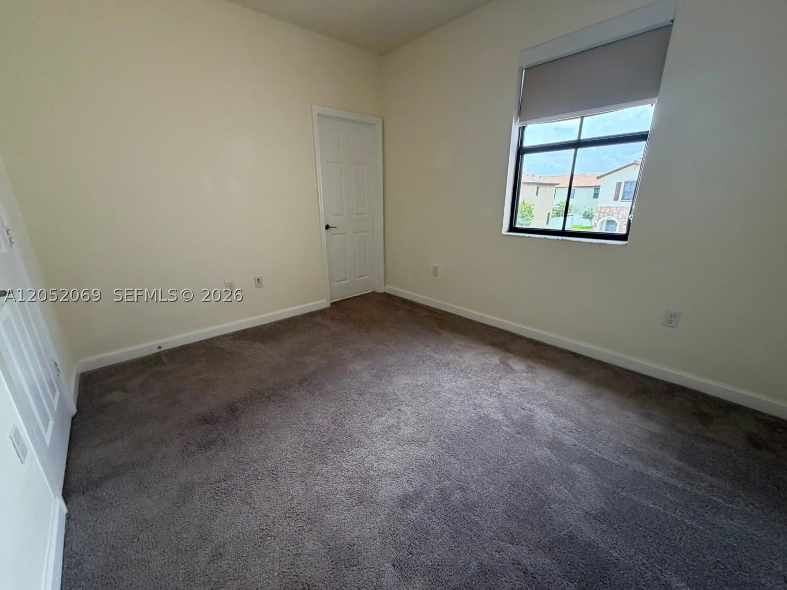 AQUABELLA NORTH REPLAT - Residential Lease