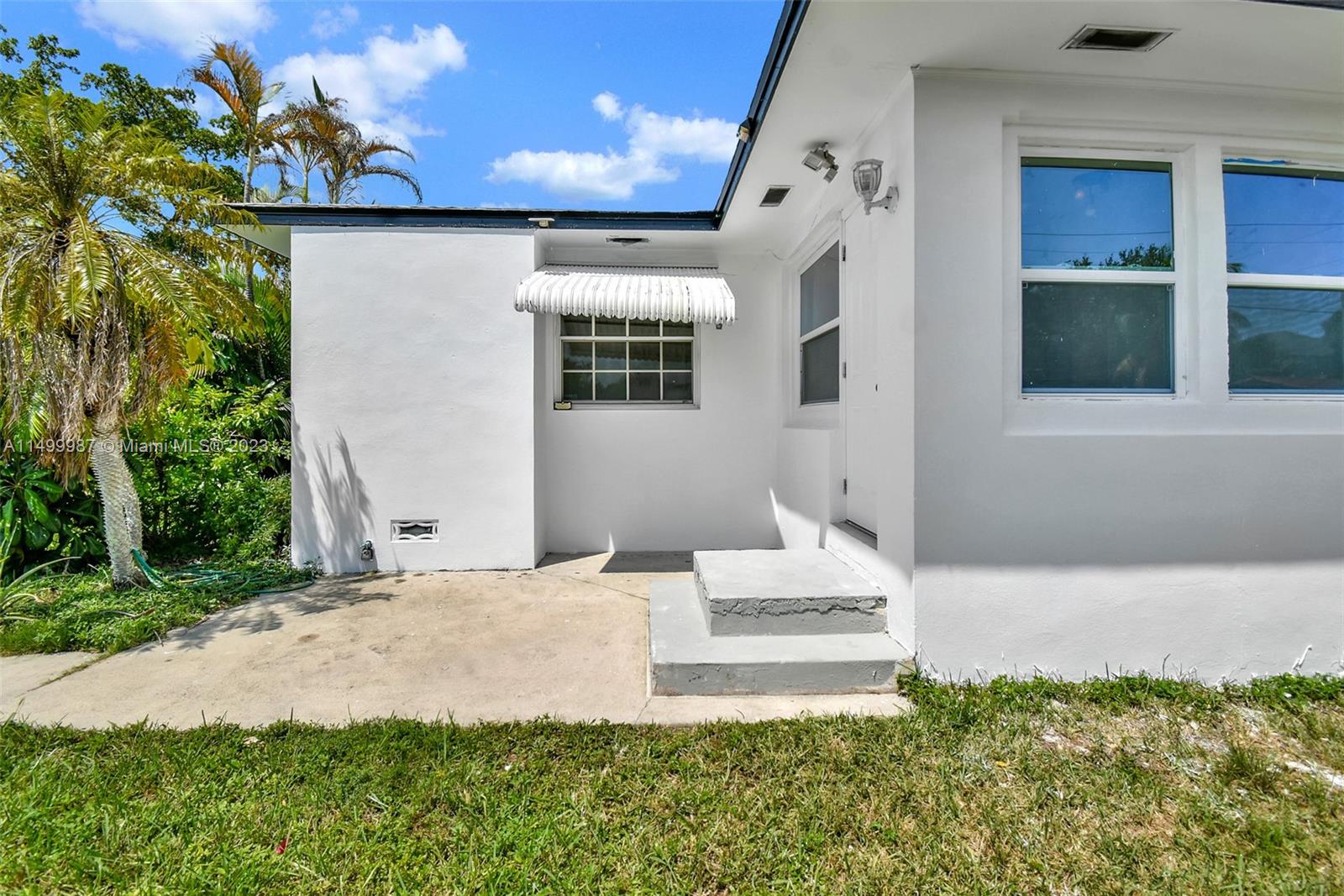 HOLLYWOOD PARK - Residential