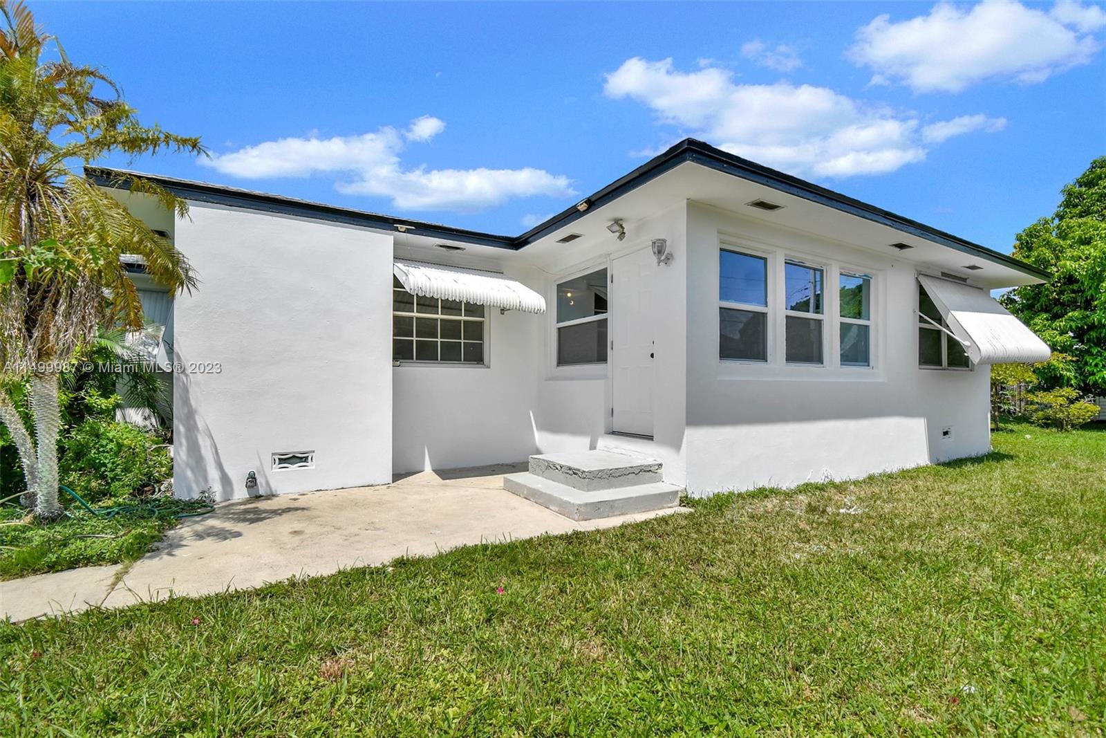 HOLLYWOOD PARK - Residential