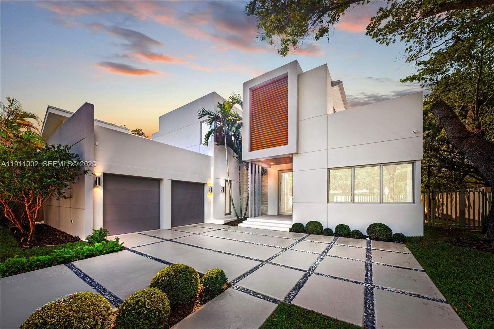 ROCK REEF - Residential