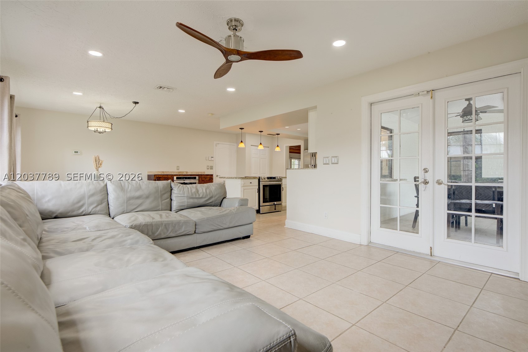 PLANTATION ACRES - Residential Lease