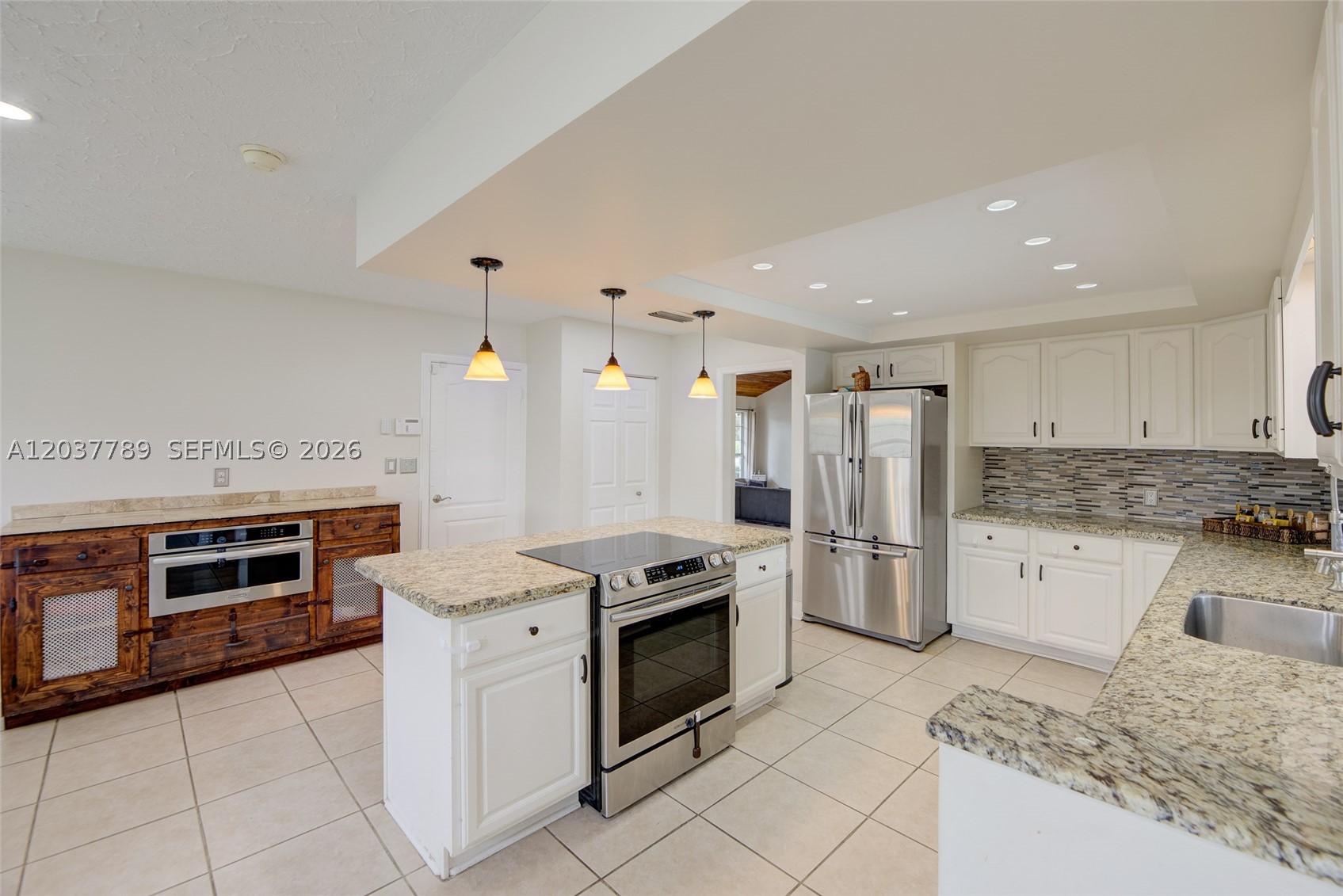 PLANTATION ACRES - Residential Lease