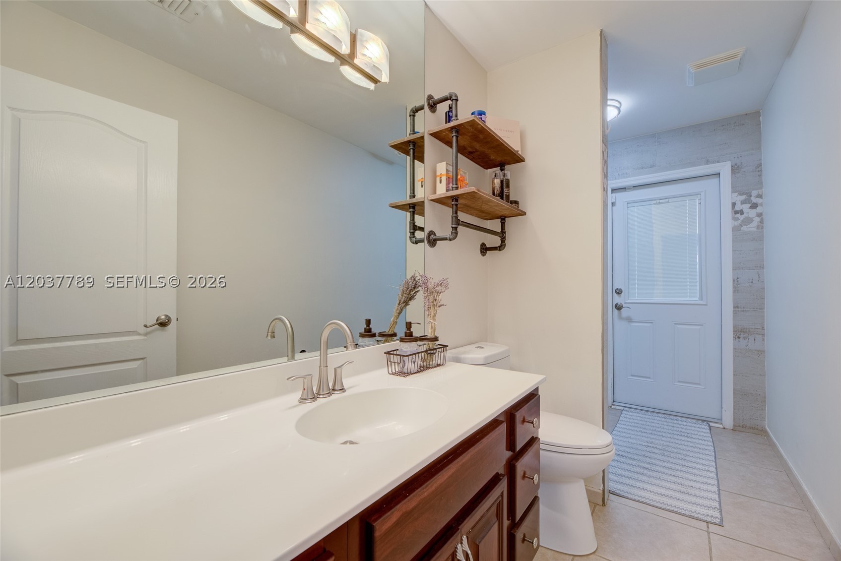 PLANTATION ACRES - Residential Lease