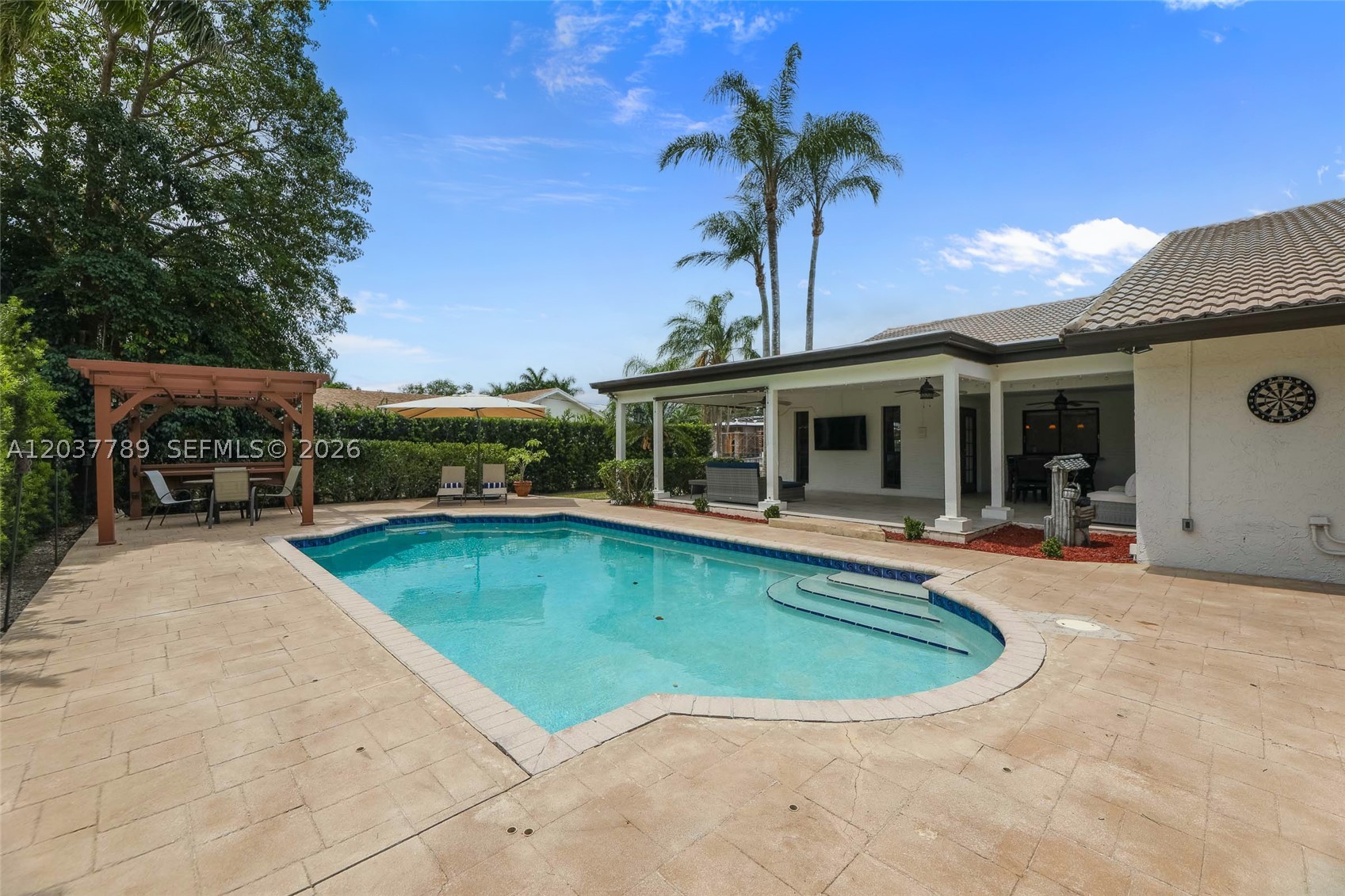 PLANTATION ACRES - Residential Lease