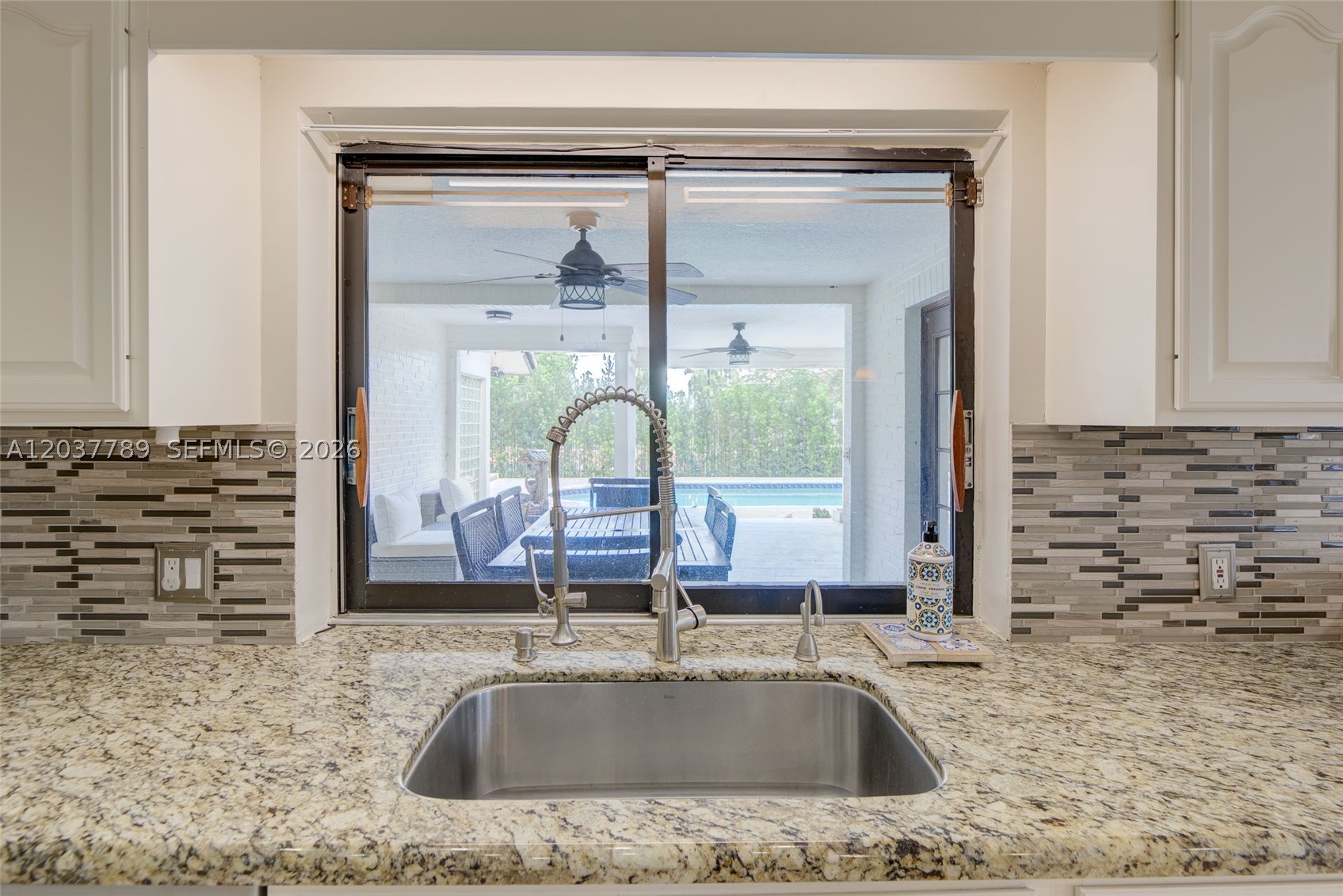 PLANTATION ACRES - Residential Lease