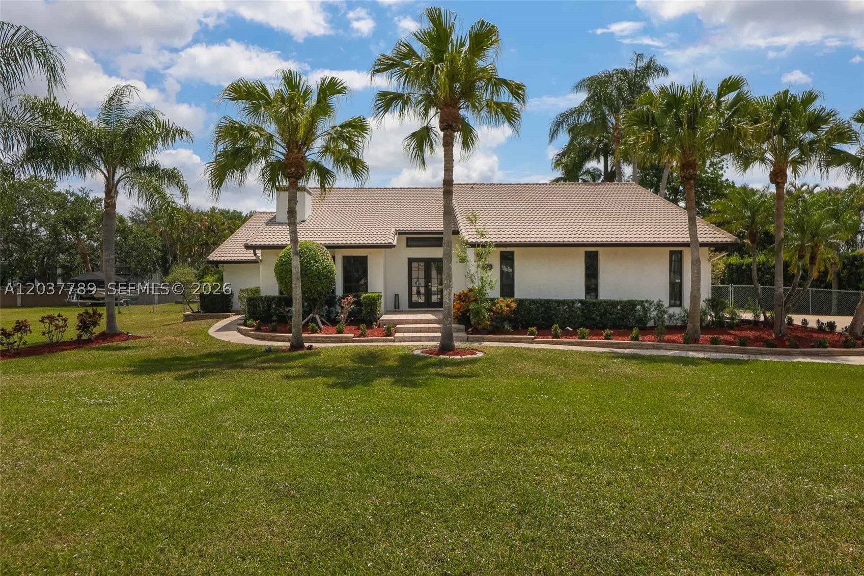 PLANTATION ACRES - Residential Lease